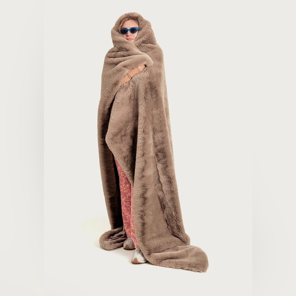 Unhide Marshmallow Blanket vegan